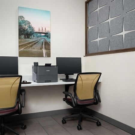 Hampton Inn & Suites Durham University Medical Center Екстериор снимка