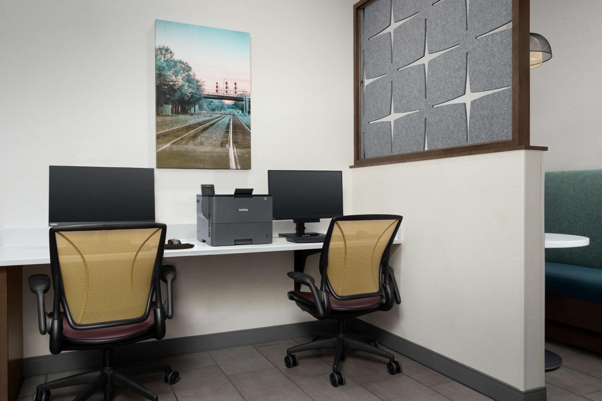 Hampton Inn & Suites Durham University Medical Center Екстериор снимка