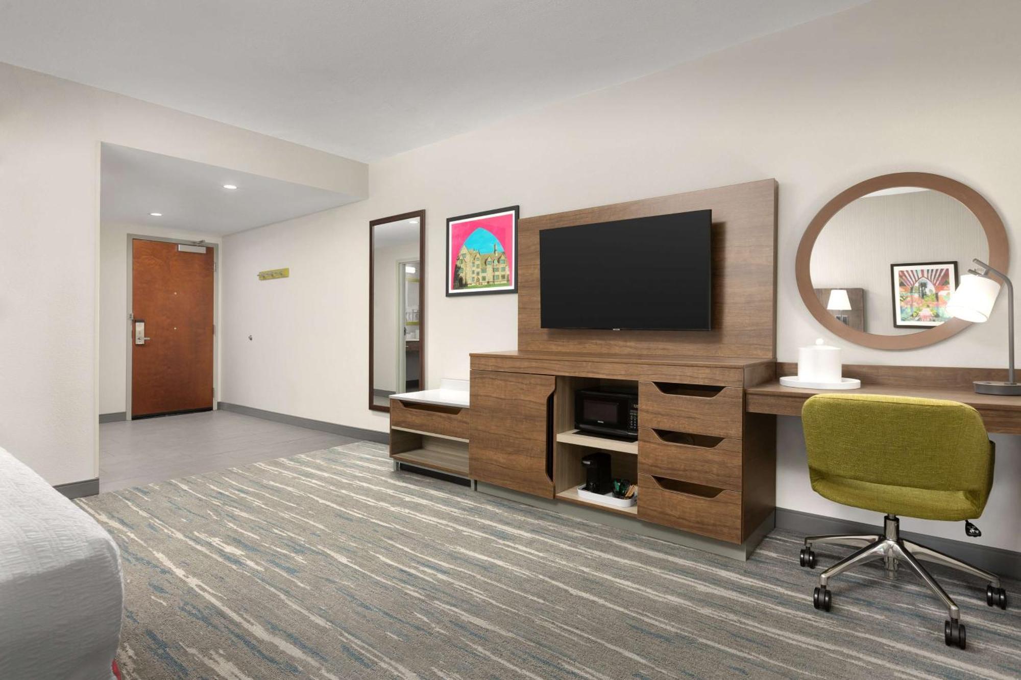 Hampton Inn & Suites Durham University Medical Center Екстериор снимка